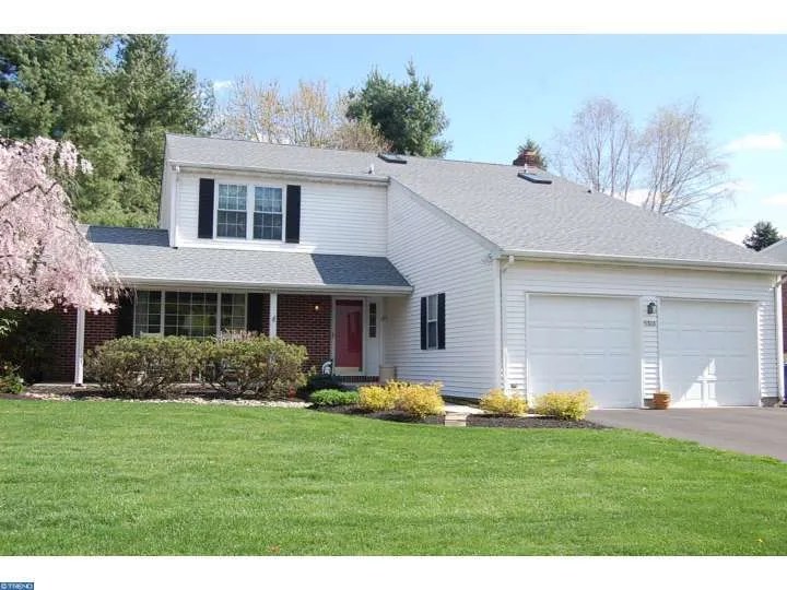 1529 Brock Creek Dr, Yardley, PA 19067