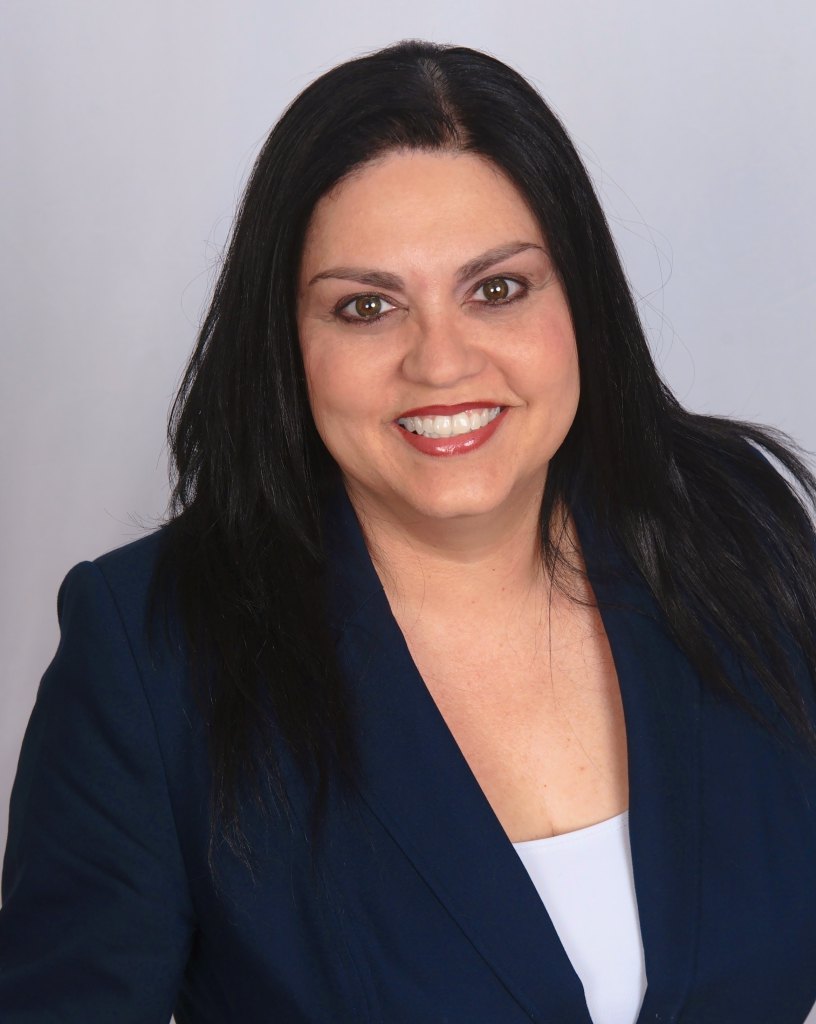 Damaris "Marie" Alamo Port St Lucie, FL Real Estate Agent