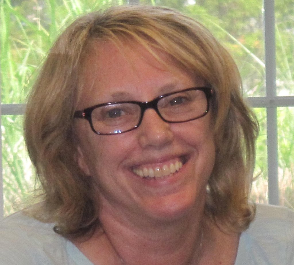 Lorraine Casey Real Estate Agent in Your Area