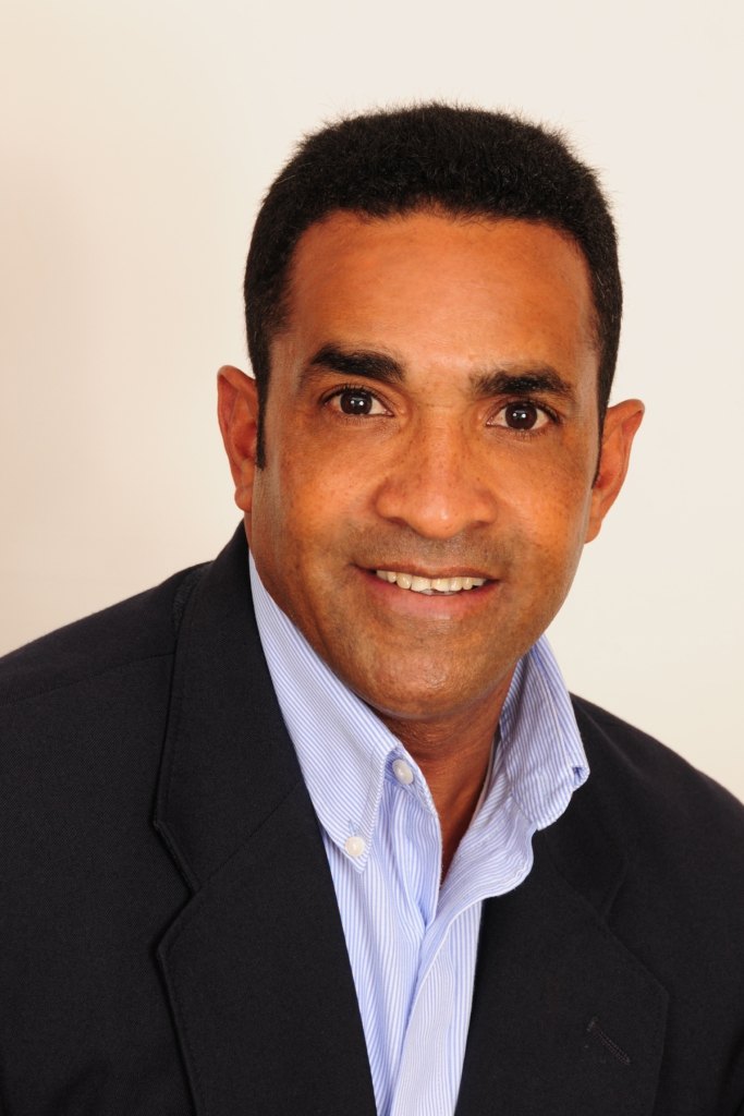 Cabrera MIAMI, FL Real Estate Agent