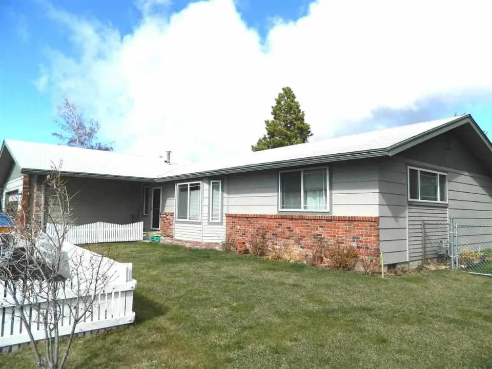 2446 Lindley Way, Klamath Falls, OR 97601
