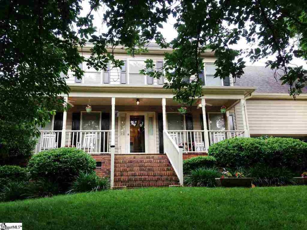 203 Pelham Falls Dr, Greer, SC 29651