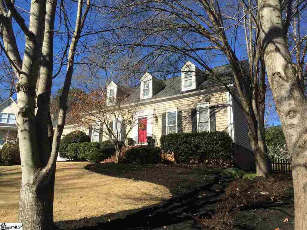 324 Pelham Falls Dr, Greer, SC 29651