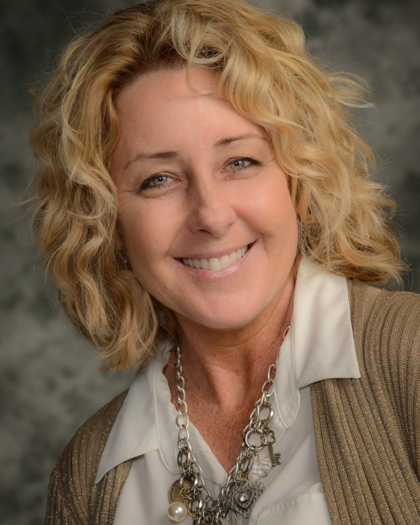 Dora Siler, Agent Orlando, FL Real Estate Agent