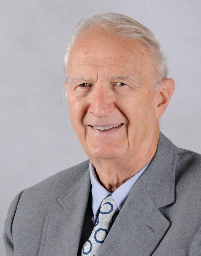 Tozzini MANAHAWKIN, NJ Real Estate Agent