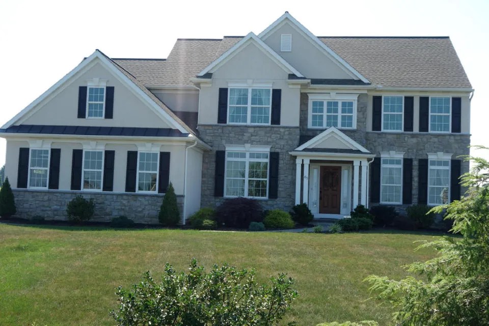 61 Wheatland Cir, Lebanon, PA 17042