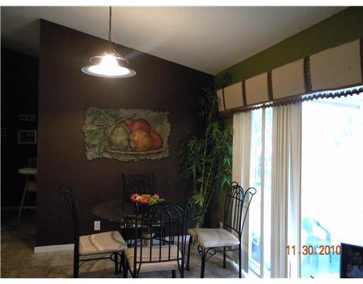 224 Se Eyerly Ave, Port Saint Lucie, FL 34983