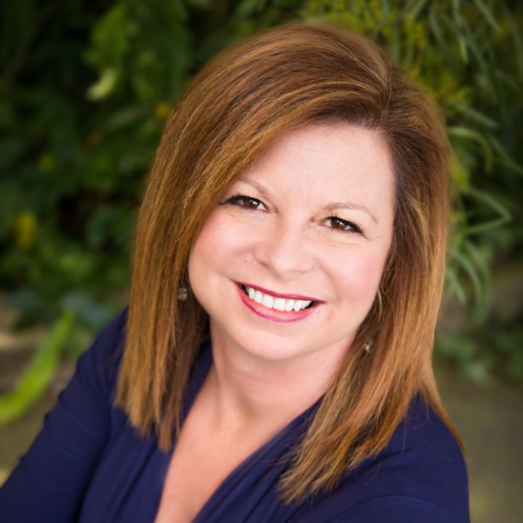 Chari Bullock Paradise, CA Real Estate Agent