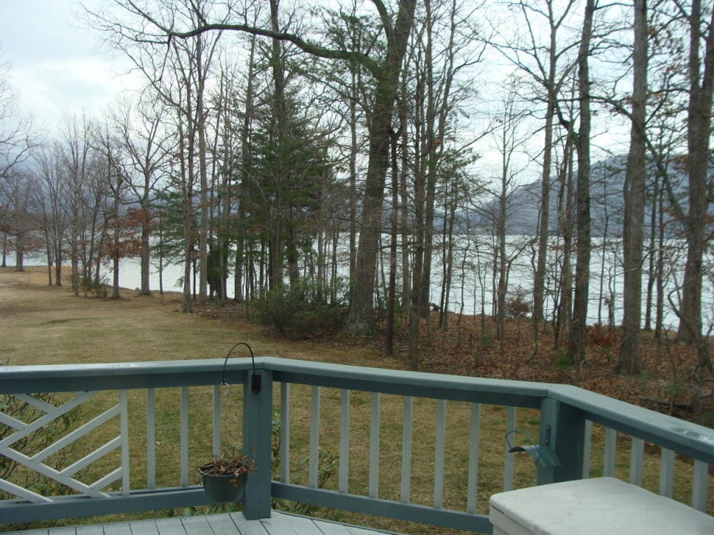 217 Anthony Home Rd, Huddleston, VA 24104
