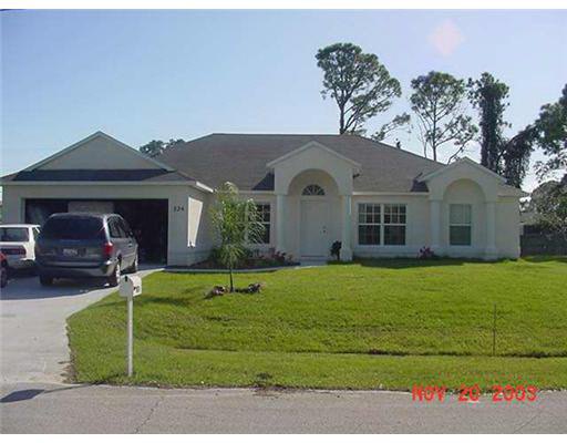 224 Se Eyerly Ave, Port Saint Lucie, FL 34983