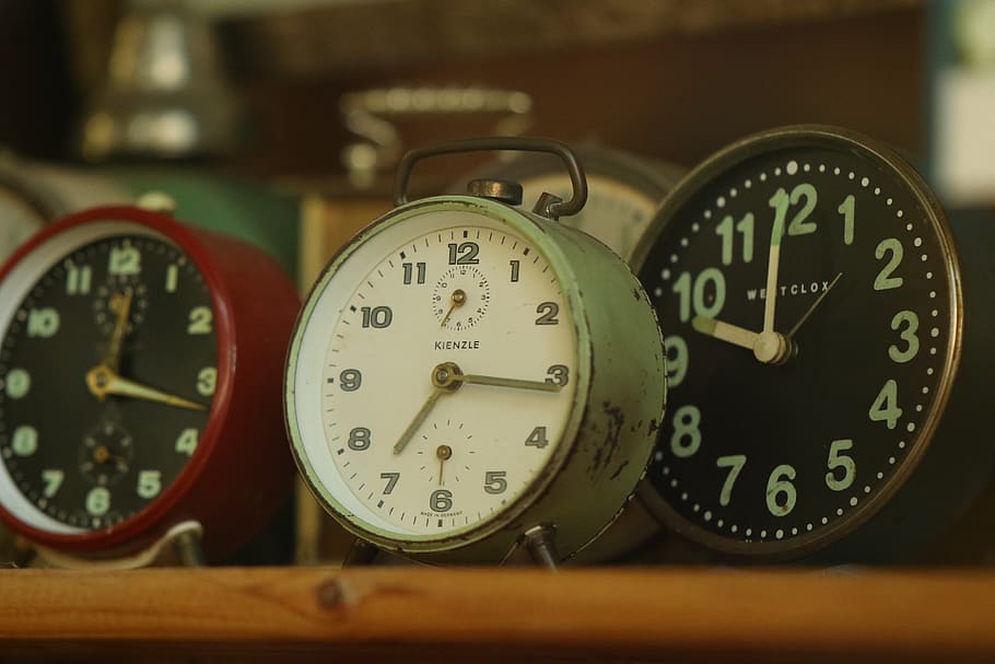 clocks, time, hours, pointer, minutes, old, nostalgia, movement, shop