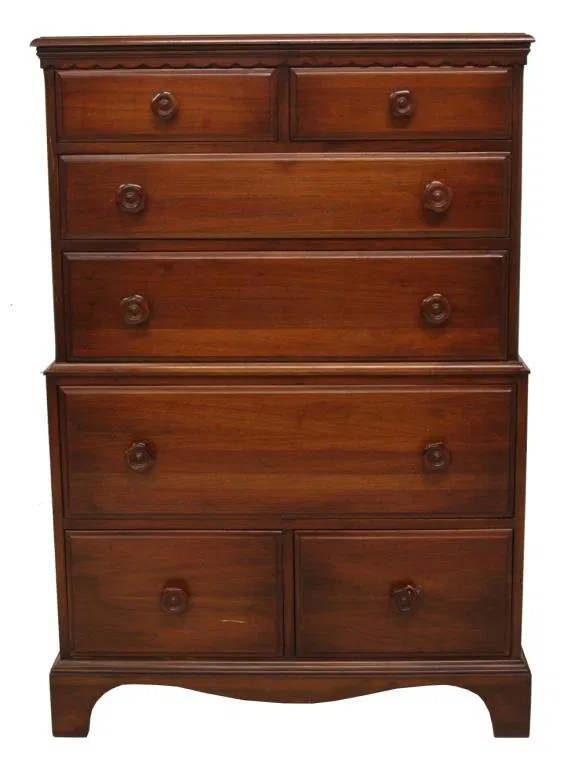 DAVIS COMPANY 'SOLID WALNUT' BEDROOM SUITE Lot 201