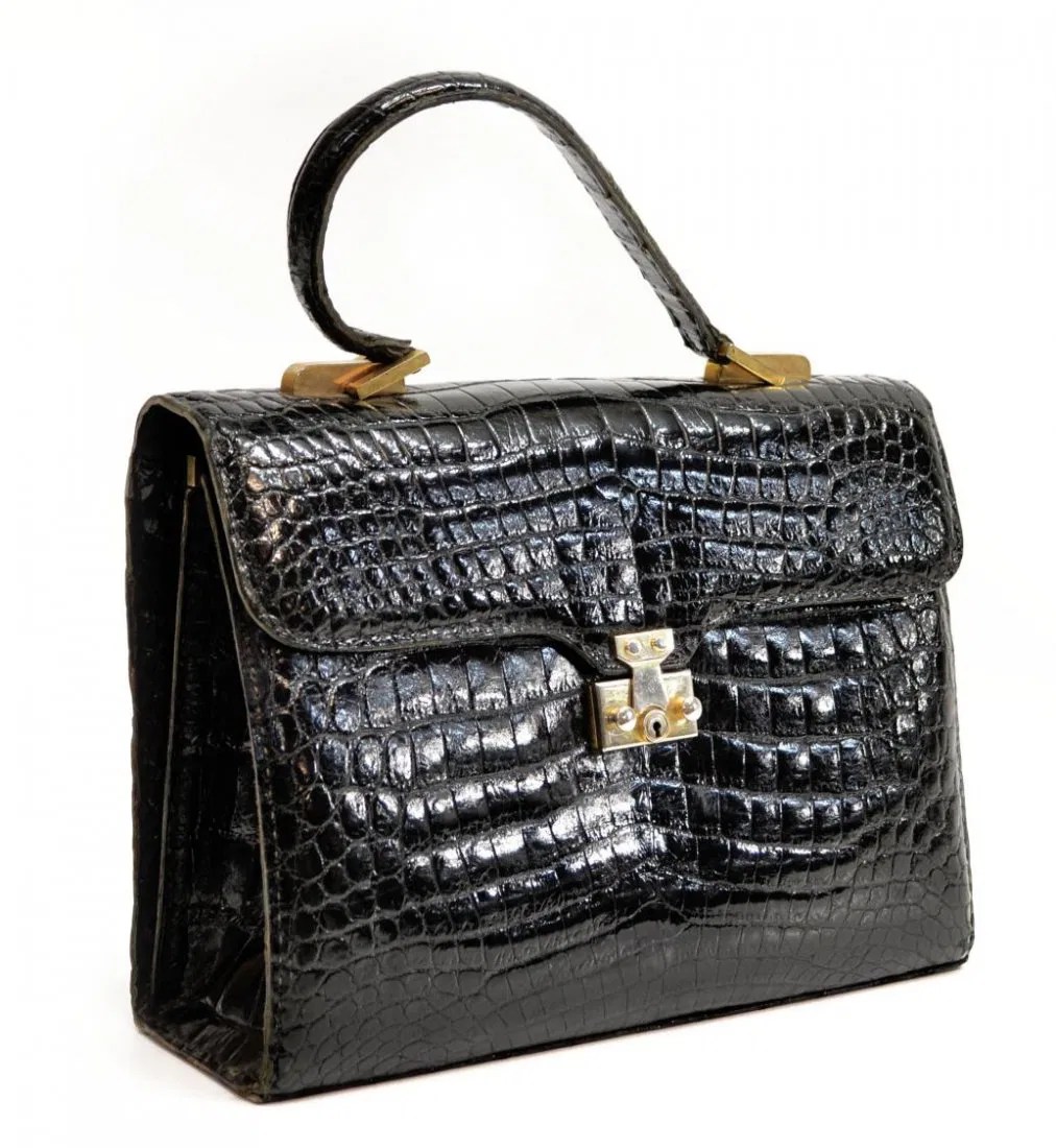 LADIES VINTAGE BLACK CROCODILE PURSE
