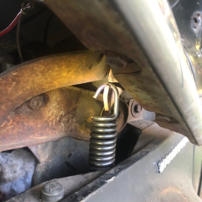 Did I just install the hood springs upside down? P15D24 Forum P15