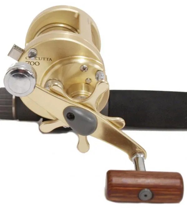 192 SHIMANO CALCUTTA 700 FISHING REEL & CALCUTTA ROD Lot 192