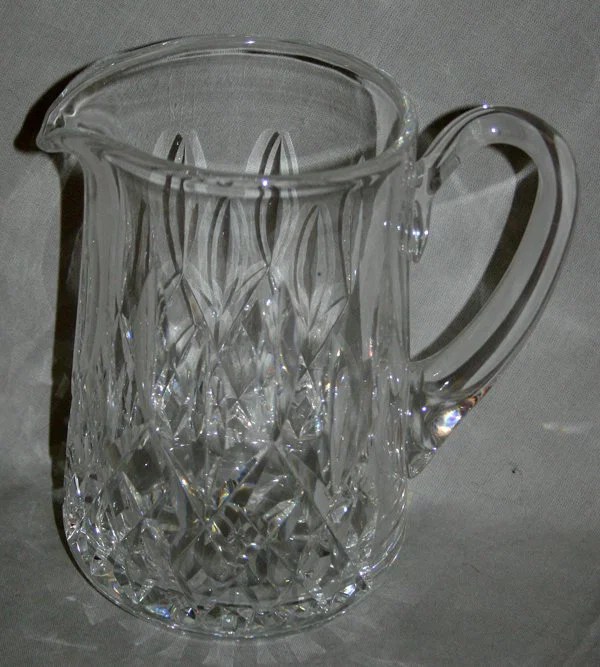 060505 WATERFORD CUT CRYSTAL WATER PITCHER, H 6" Lot 60505