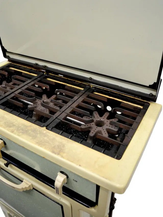 80 SMALL ART DECO ENAMEL GAS STOVE & OVEN Lot 80