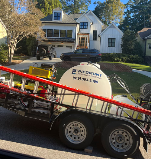 House Washing P2 Pressure Washing