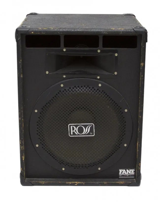 (2) ROSS SYSTEMS 115HS 15" SPEAKERS Lot 225