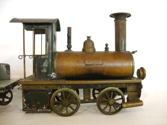 136 VULKAN Early Steam Powered Ernst Plank 13 Pc. Set Lot 136
