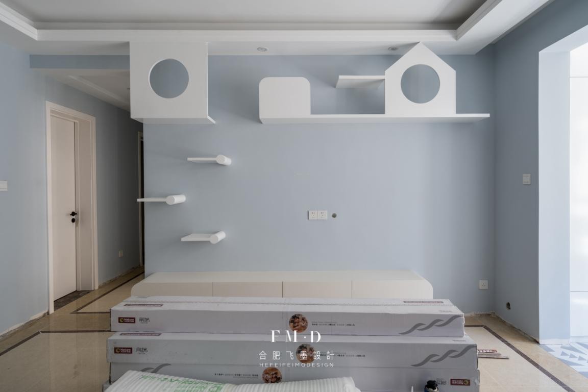 TV walls are more than 4 meters, paving wall panels to
