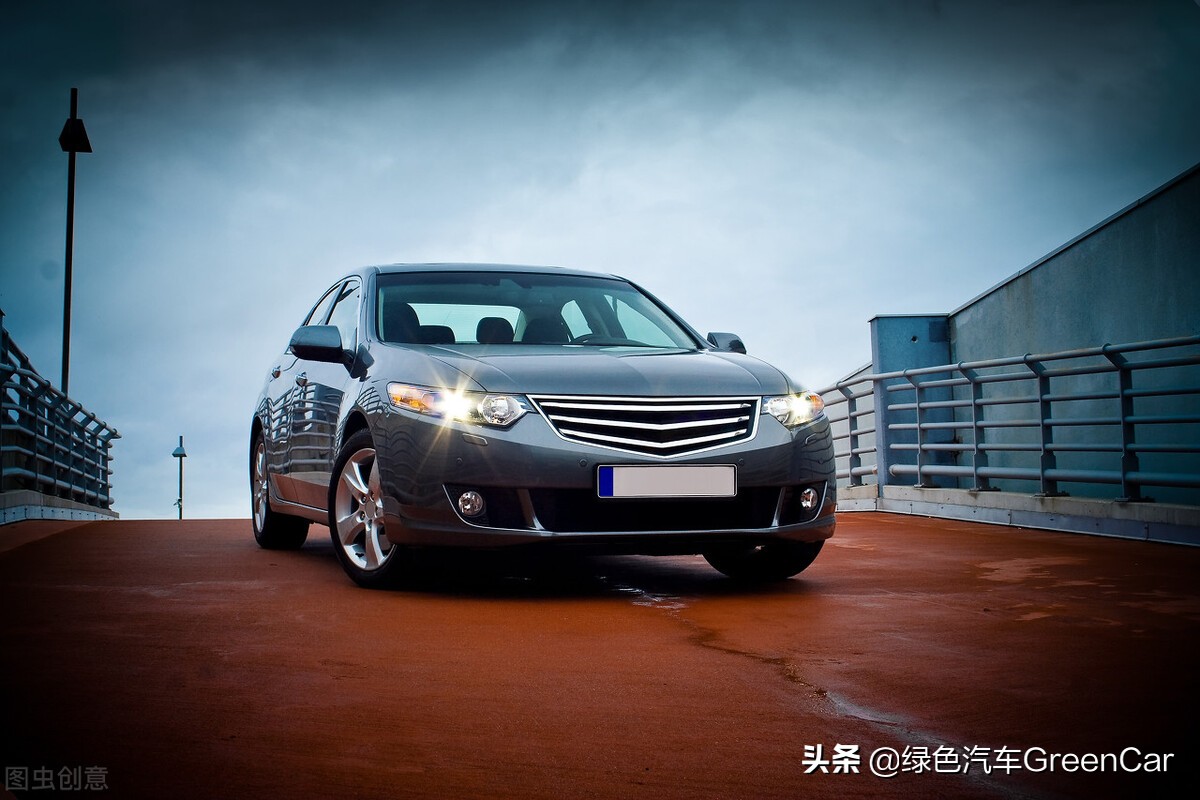 Do we really need so many cars? iMedia