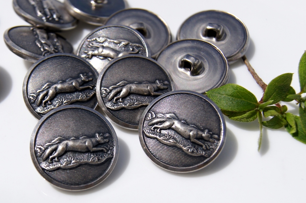 Animal Embossed Metal Vintage Buttons 1" inch (8 pcs)