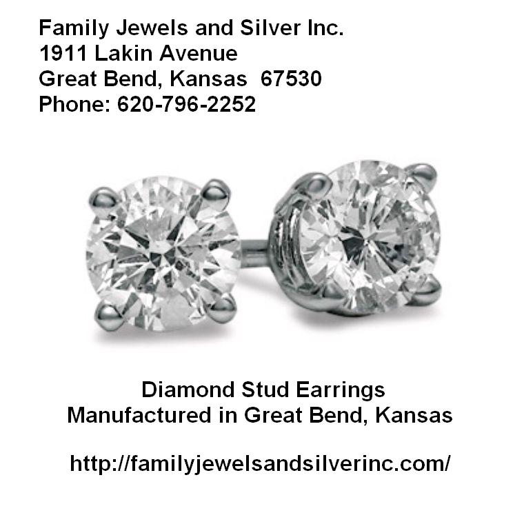 Christmas Great Bend, KS Jewelry Store Bear Cave System by pabear48