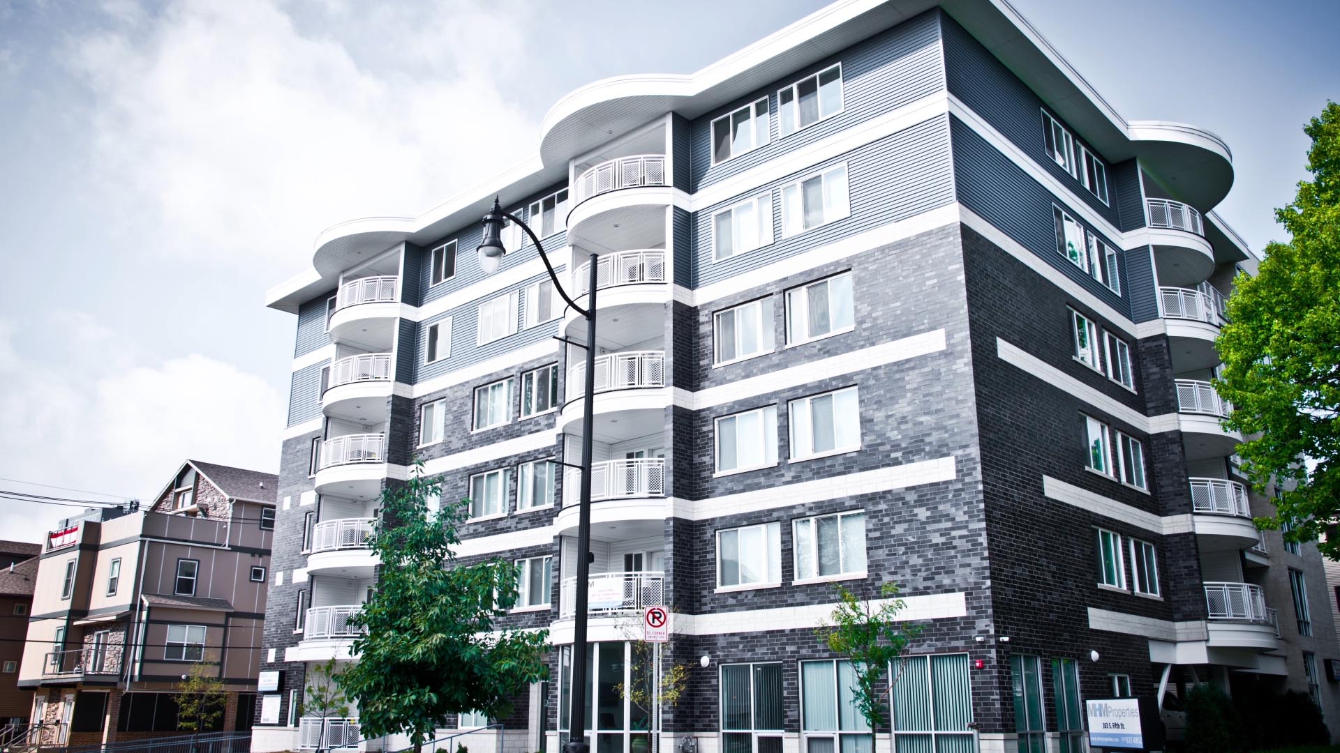 MHM Properties Champaign, IL.