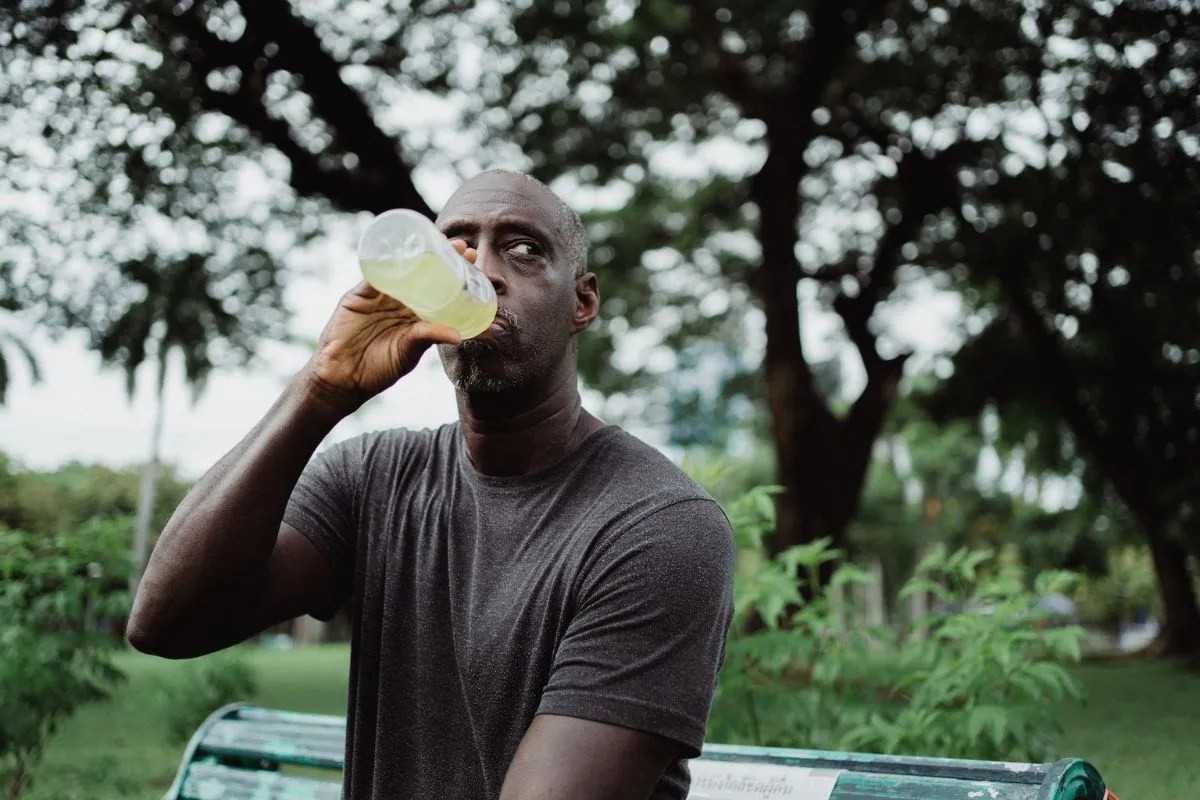 Pickle juice for runners 4 pros, when and why should you drink it?