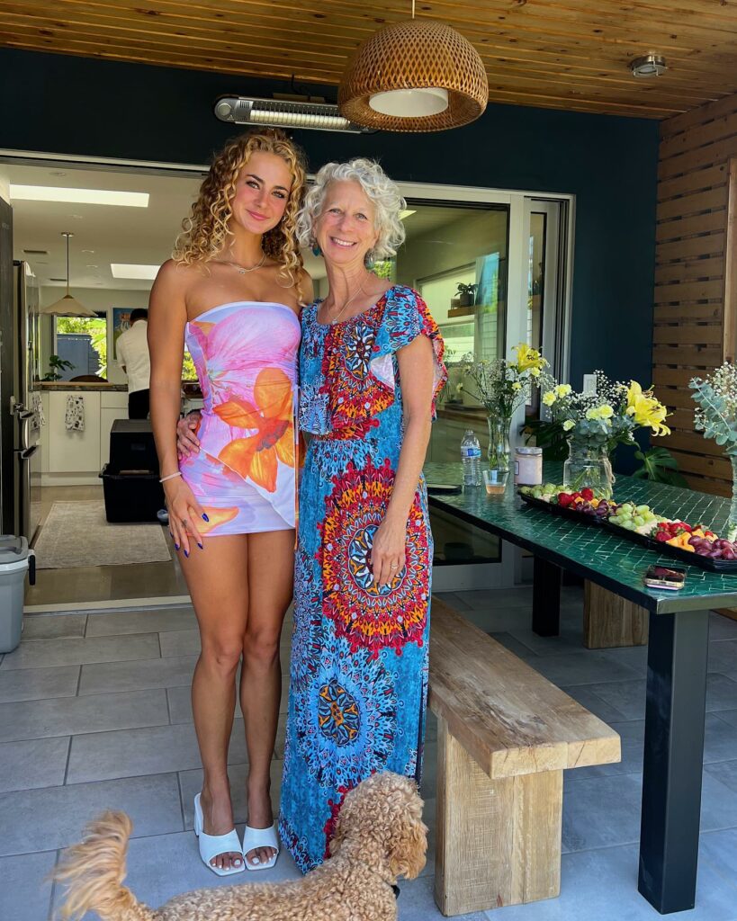 Claire Bear: Leaked Onlyfans, Photos2023, Age, Shocking Bio