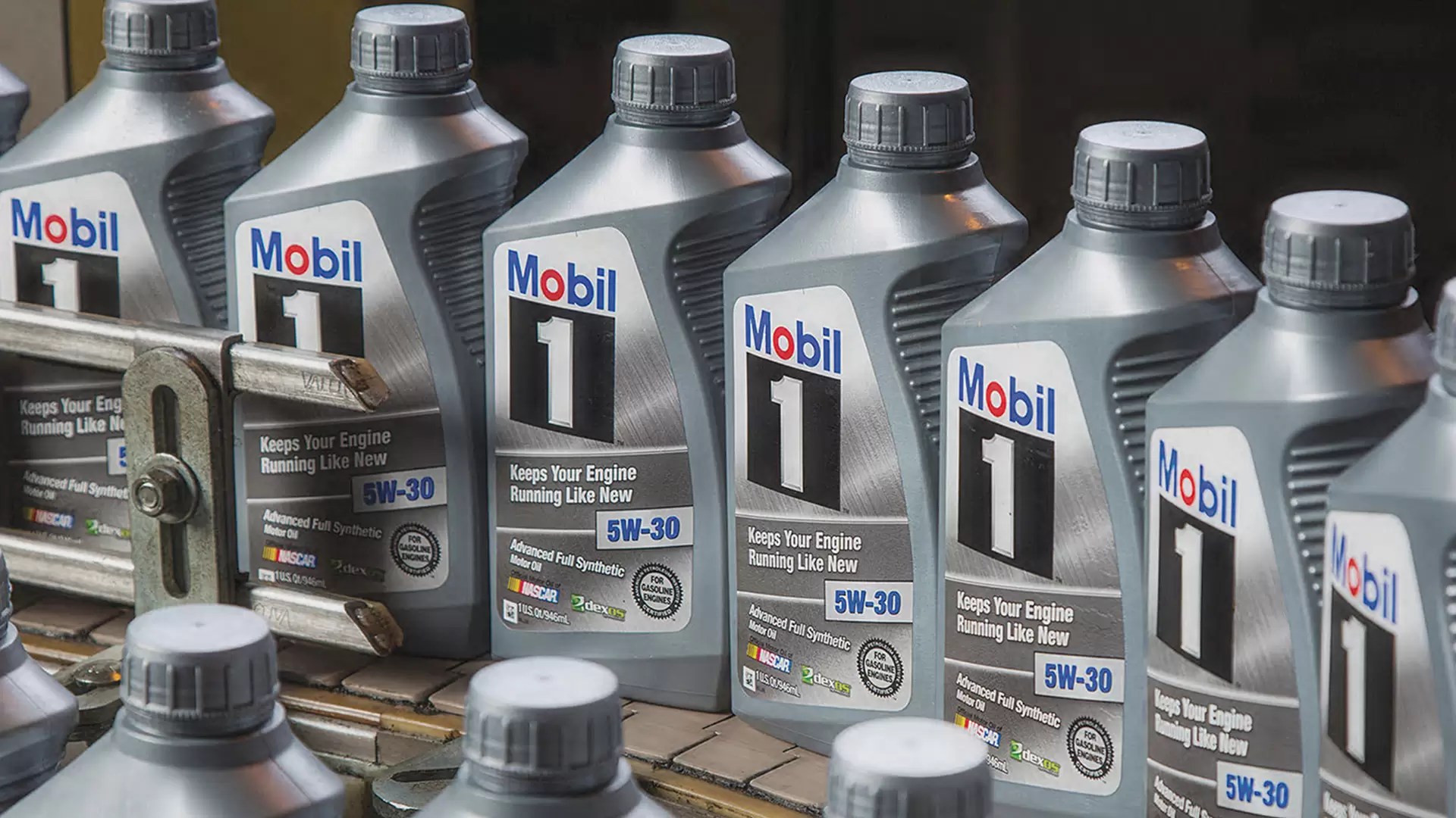 Mobil Lubricant A Guide To What Motor Oil is Best For You!