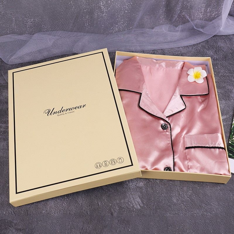 Luxury clothes packaging cardboard gift paper box for clothes colorful