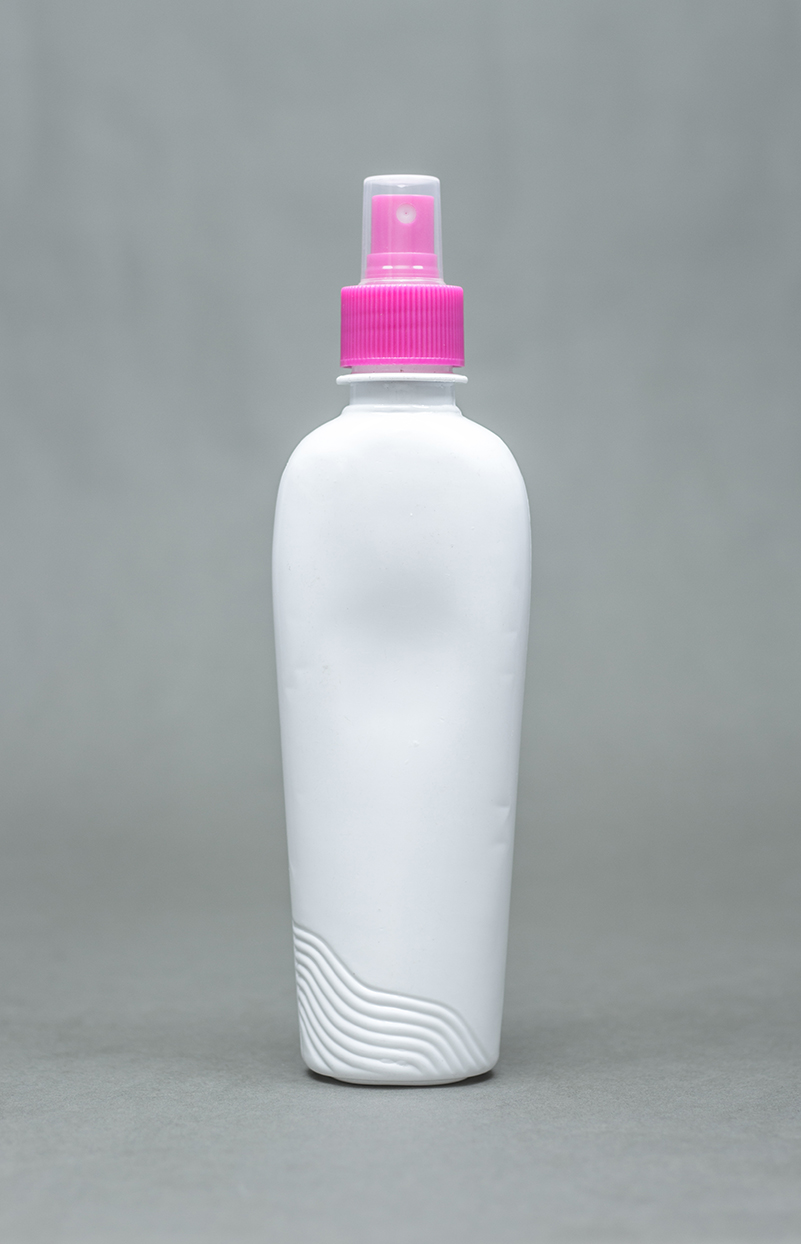 290ml White Plastic Bottle With Spray Cap Packageit