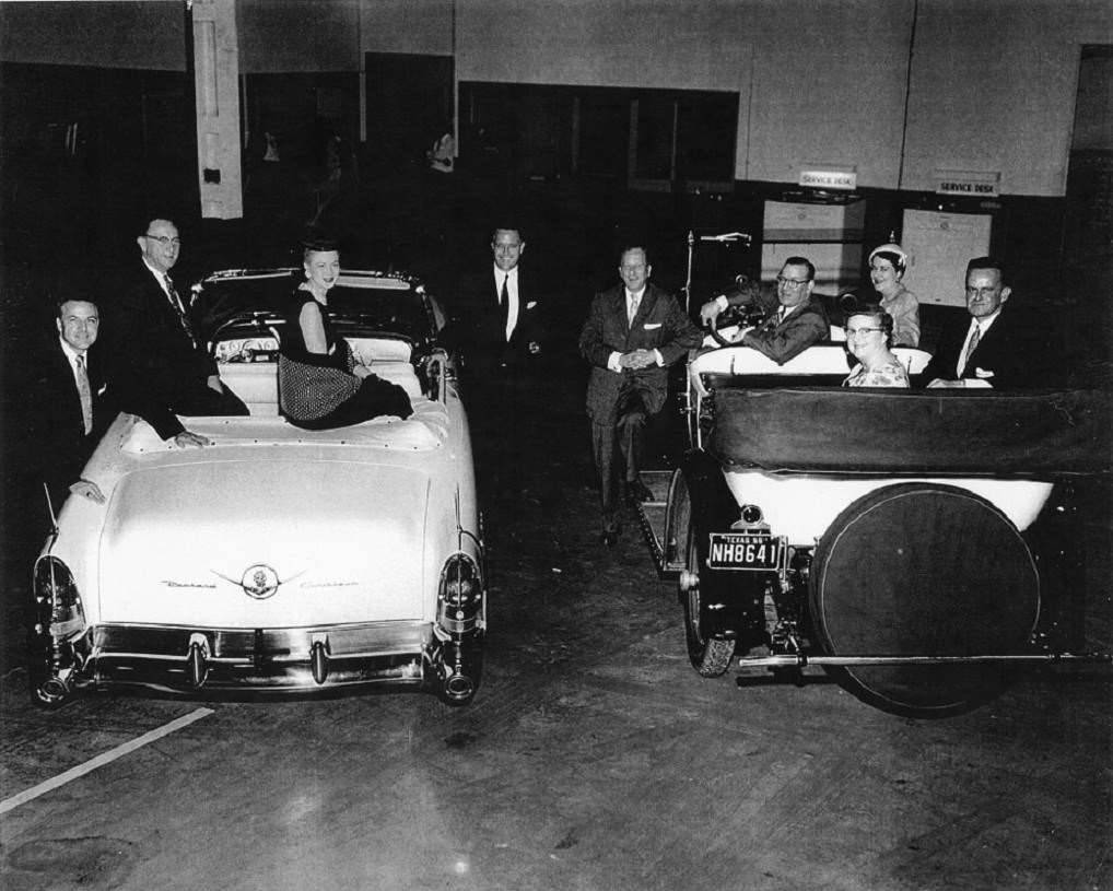 1956 PACKARD DEALER WENDELL HAWKINS, HOUSTON, TXB&W Dealer Photos