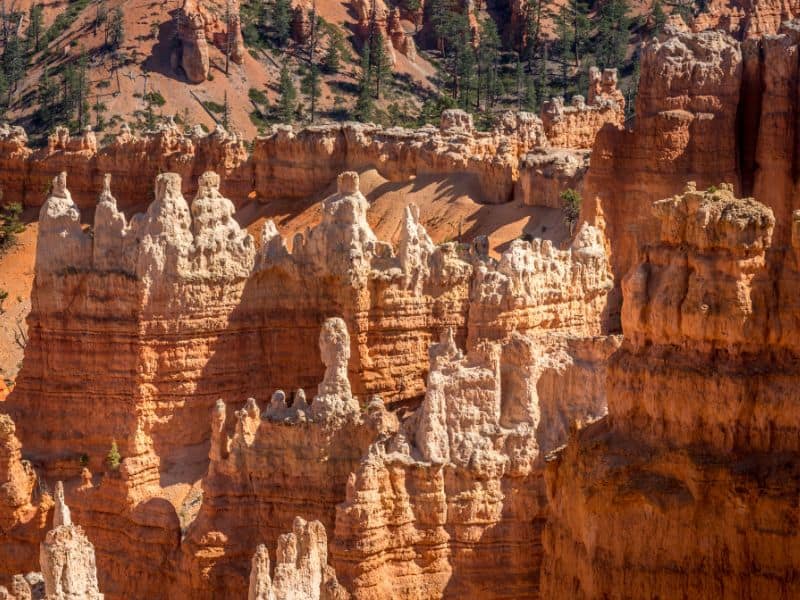 Where To Stay Between Zion And Bryce (17 Top Places 2023)