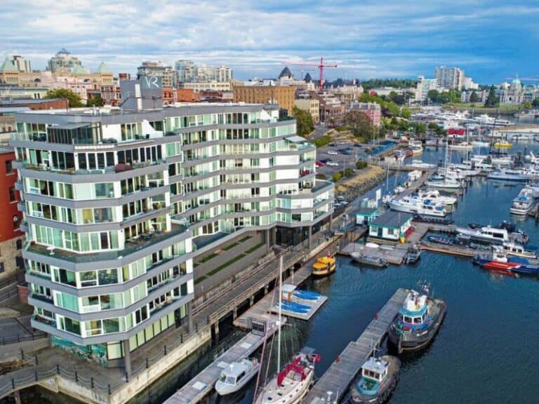 Top 10 Best Family Hotels in Victoria, BC (2024) Packed for Life