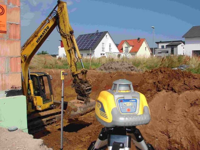 LL100N Laser Level | Paducah Blueprint and Supply Co.,Inc.