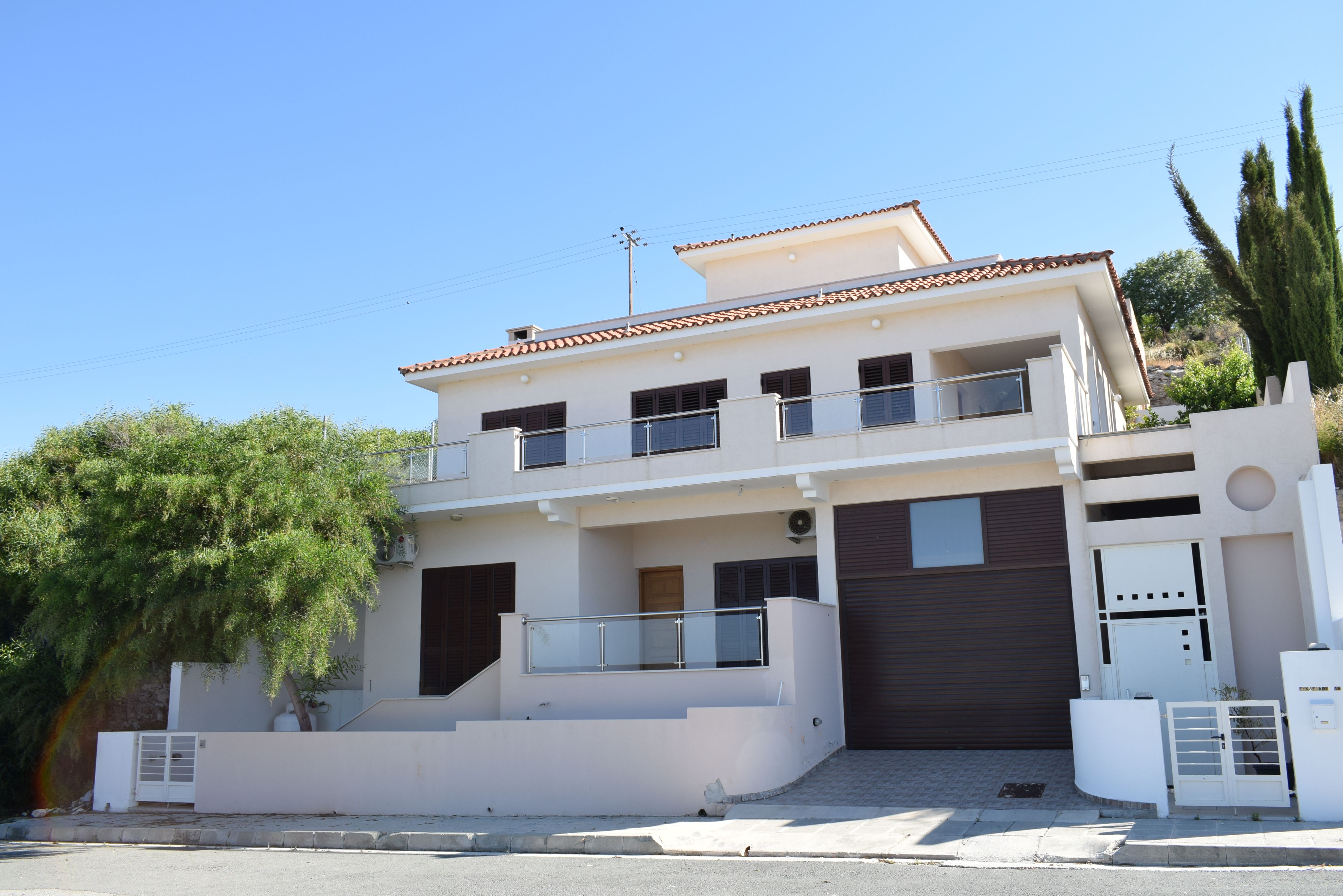 Villa QUADRON Pafos Properties