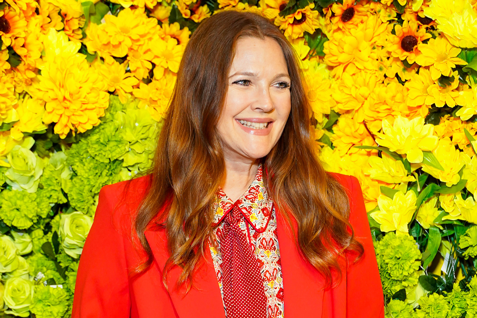 Drew Barrymore bathes daughters every weekday