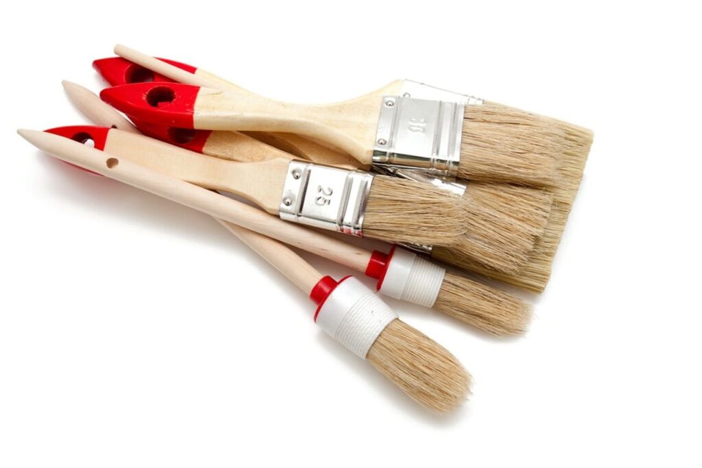 How to use a paintbrush correctly?