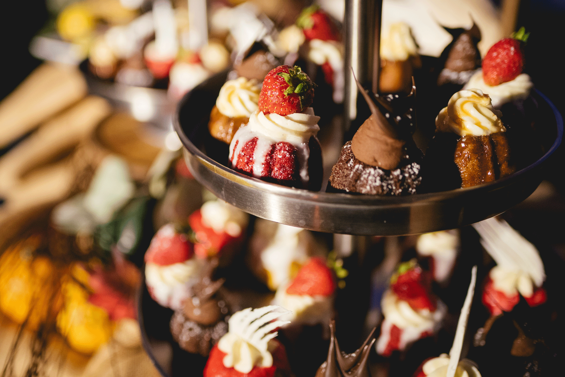 Experience LUX Desserts, desserts catering, by the awardwinning The