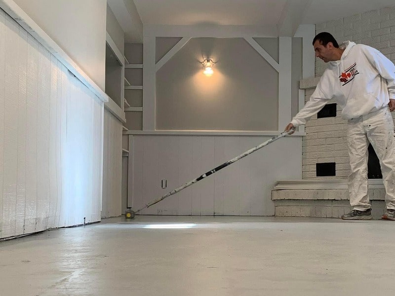 Professional House Painter in the Kitchener area Milan Painting