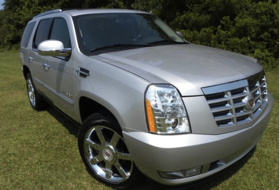 Silver Lining 2010 Cadillac Escalade Paint Cross Reference
