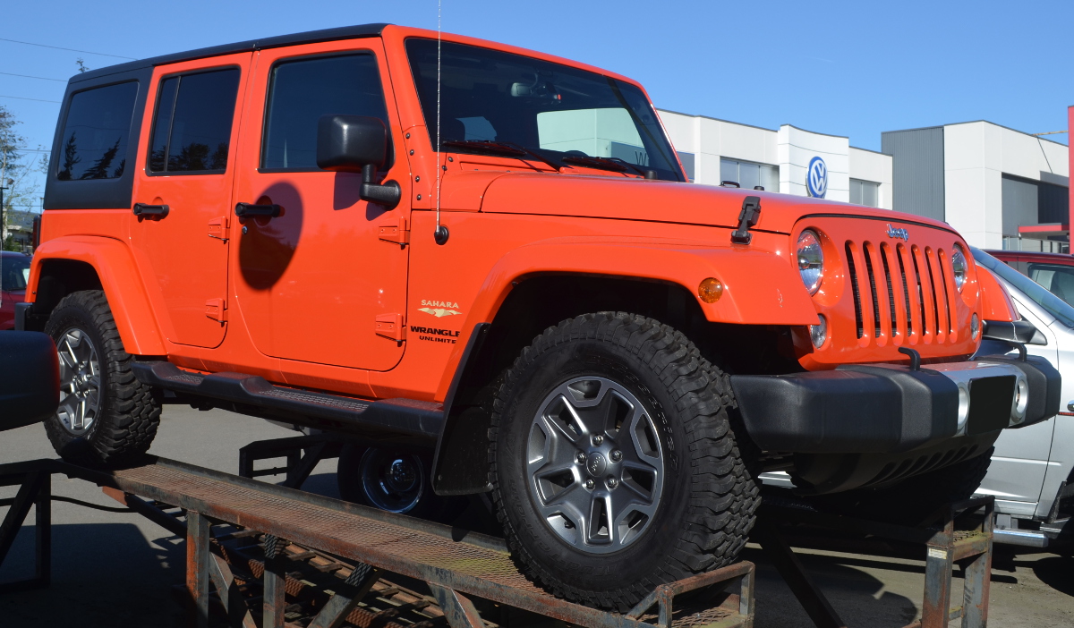 Firecracker Red 2017 Chrysler Jeep Wrangler Sahara Paint Cross Reference