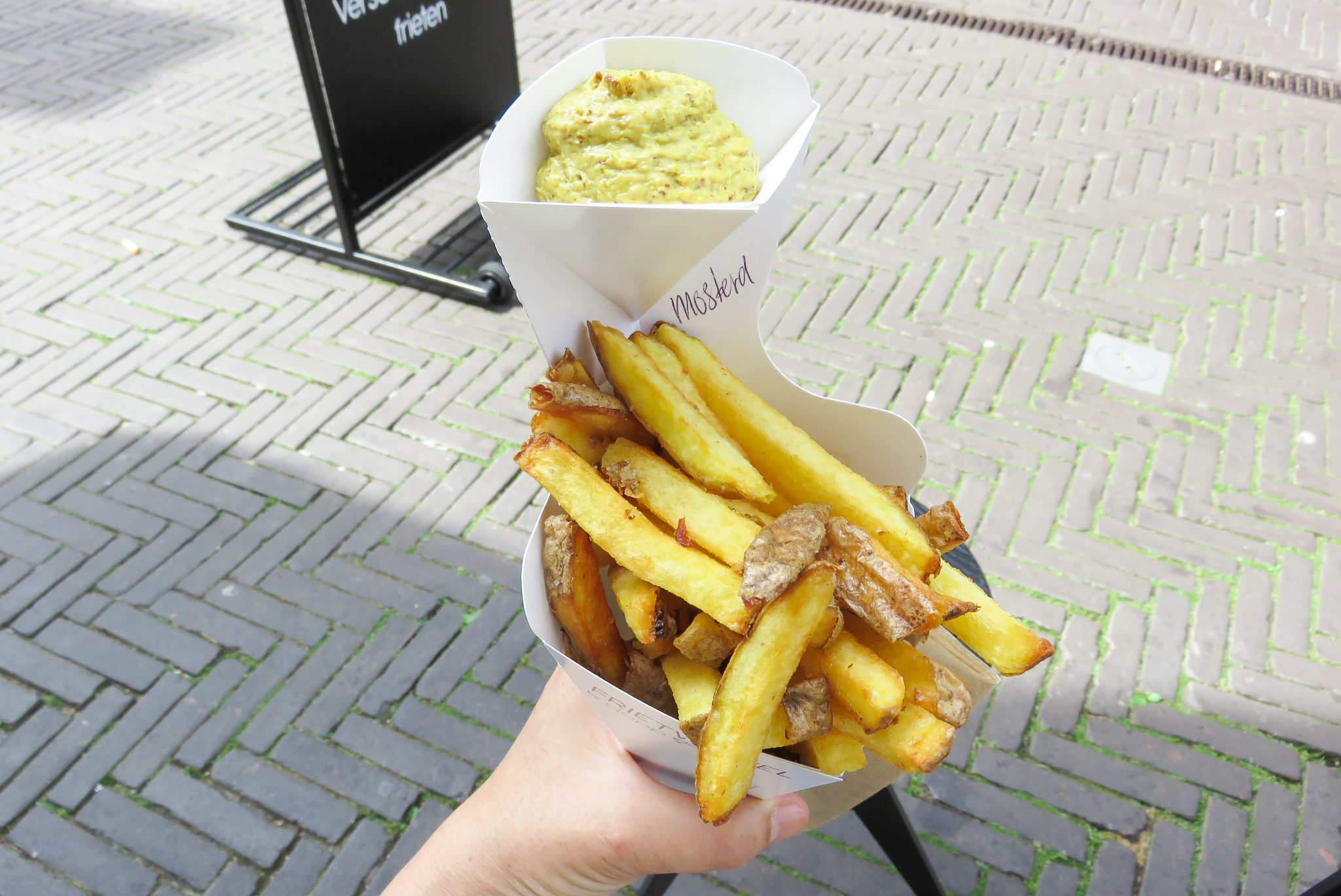 フライドポテト戦国時代？！ジャガイモをめぐるオランダのパタット事情 パケトラ ｜ 世界各国で暮らすライターがお