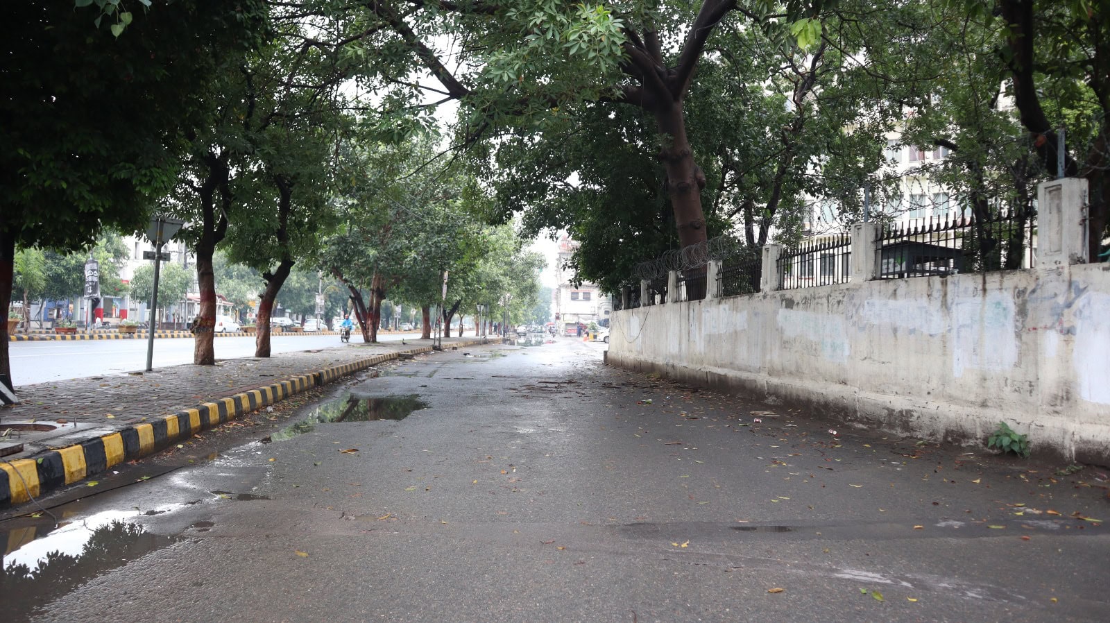 Lahore, Punjab weather update; rains likely today, heatwave predicted