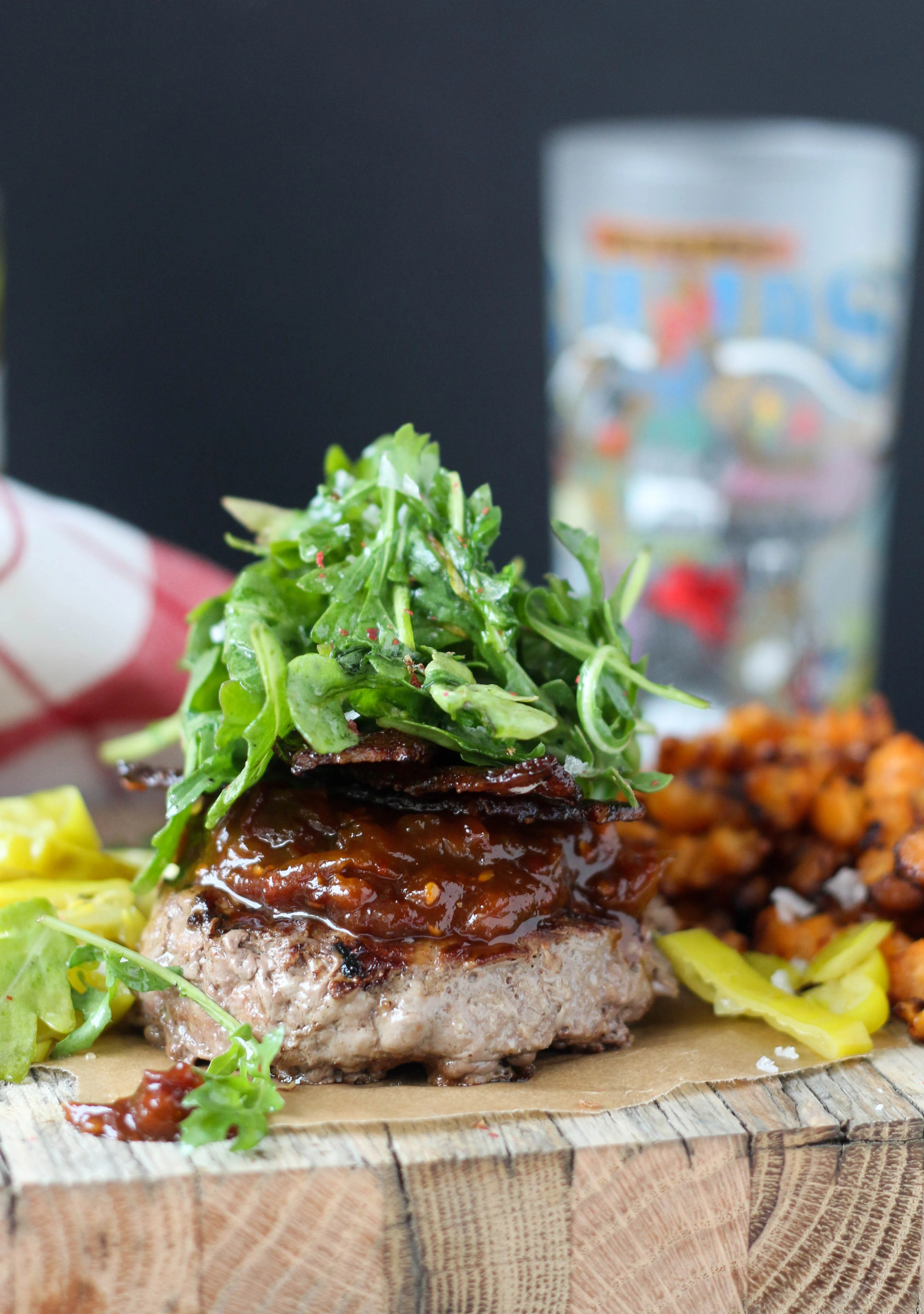 Candied Bacon Loaded Burgers w/ Tomato Jam PaleOMG