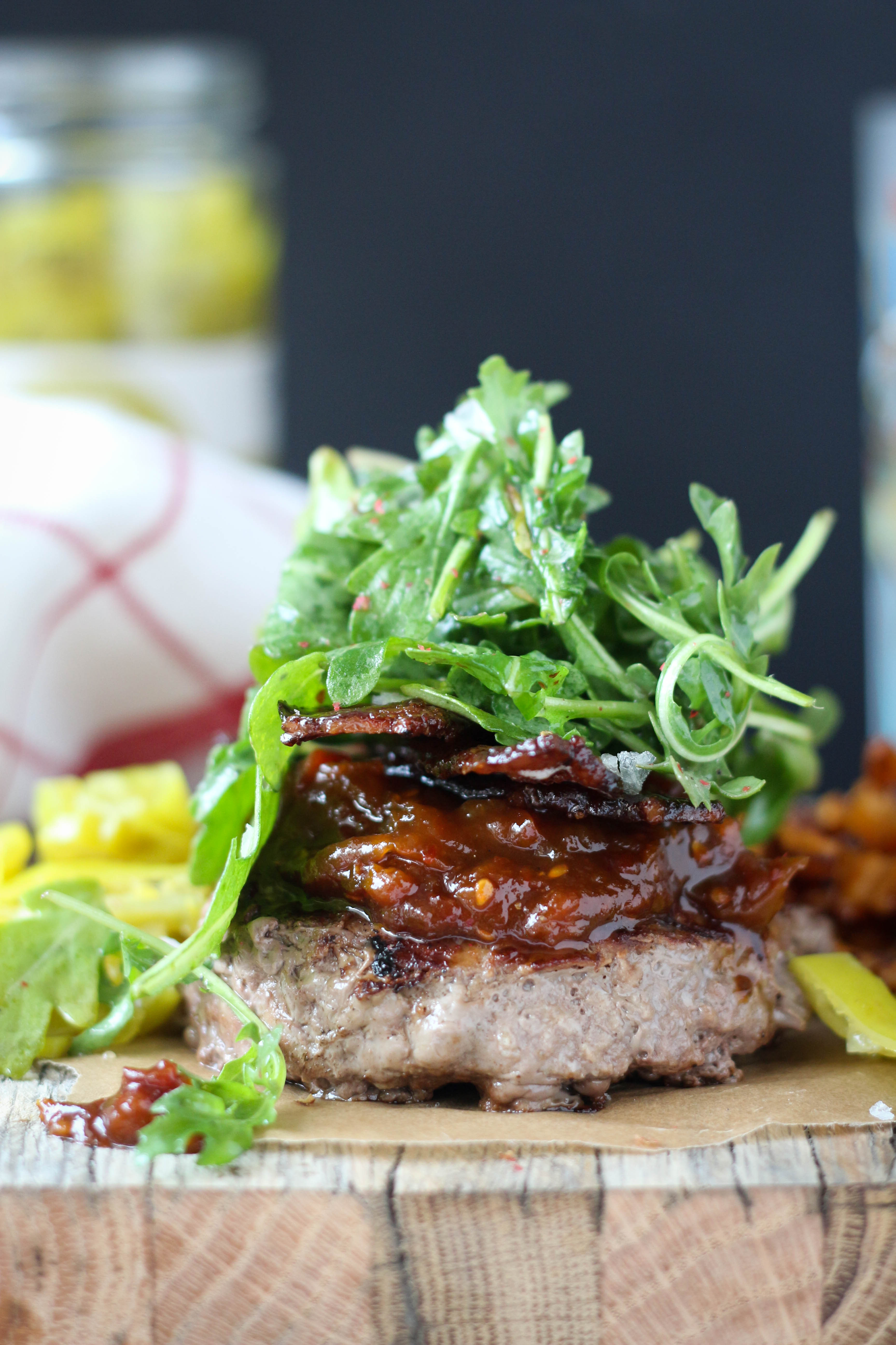 Candied Bacon Loaded Burgers w/ Tomato Jam PaleOMG