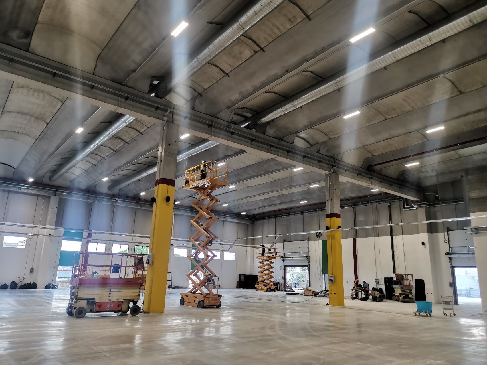 Foto | Si Lavora Al Magazzino Amazon Da 8.000 Metri Quadrati - Mobilita Palermo 1280_x_1707_jpg